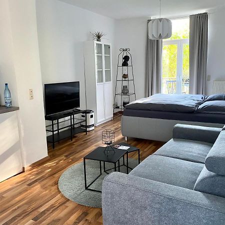 Zentrale Ferienwohnung Mit Balkon In Aachen Kültér fotó
