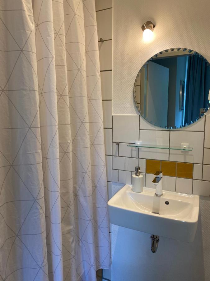 Zentrale Ferienwohnung Mit Balkon In Aachen Kültér fotó