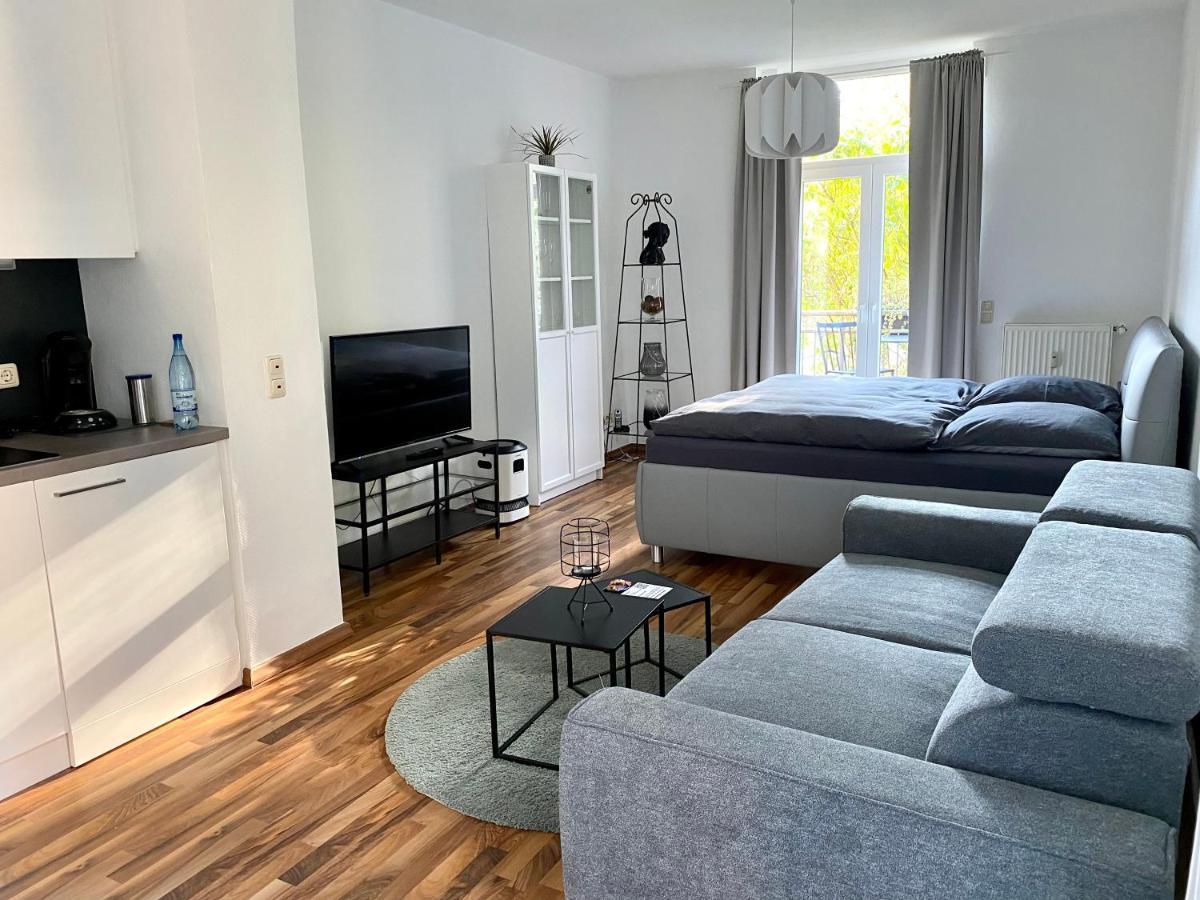 Zentrale Ferienwohnung Mit Balkon In Aachen Kültér fotó