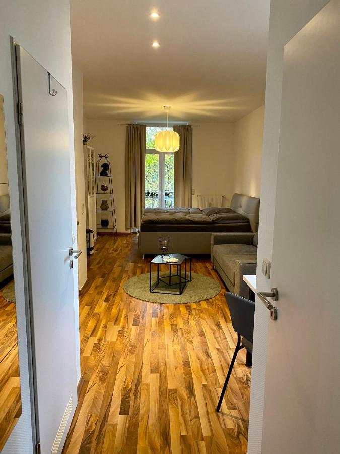 Zentrale Ferienwohnung Mit Balkon In Aachen Kültér fotó